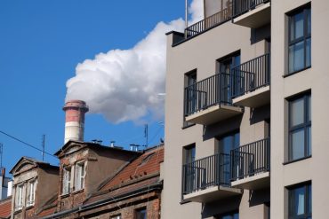 Pourquoi la qualité de l'air intérieur devient un enjeu central au Québec
